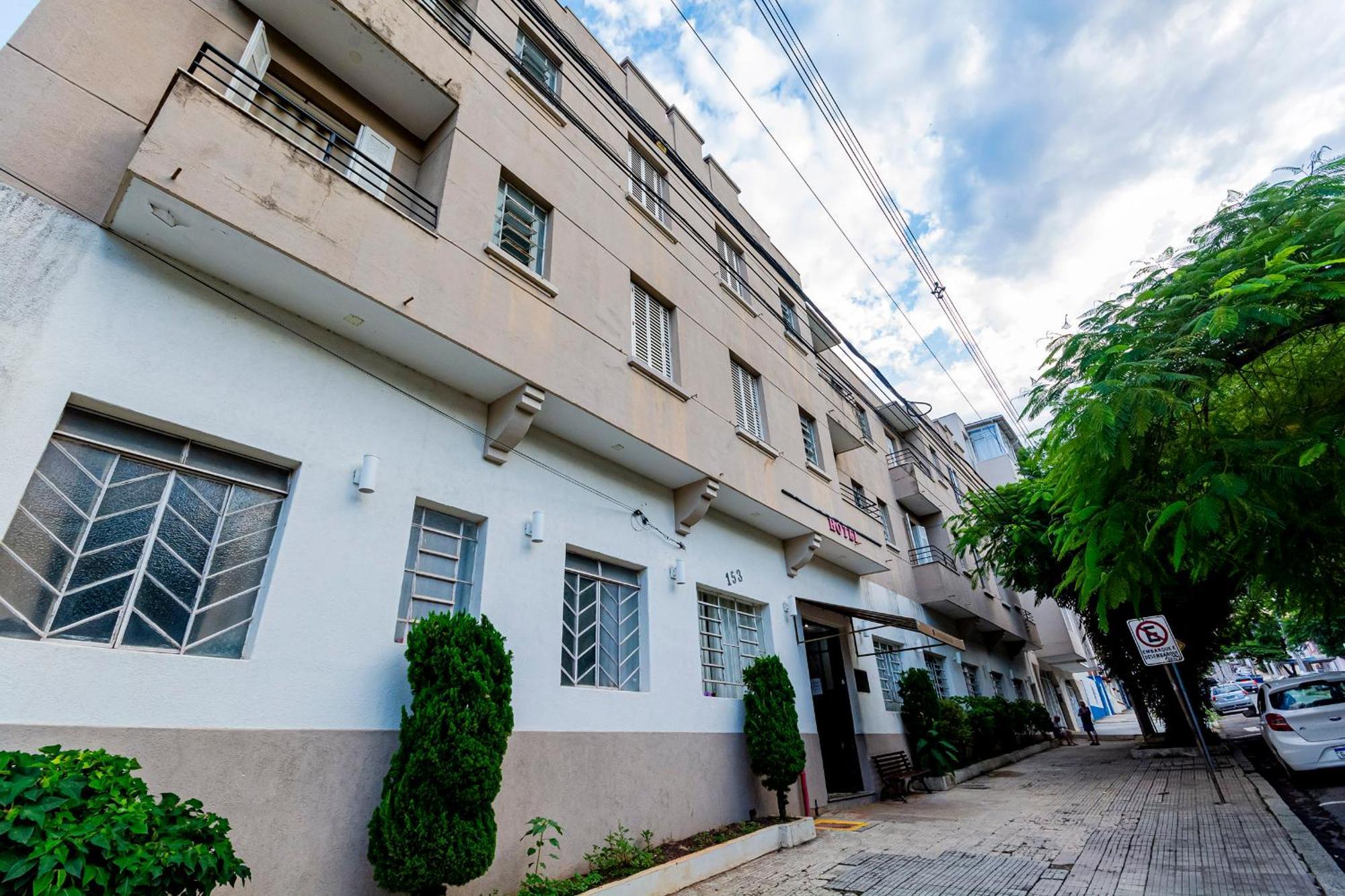 Hotel Excelsior Pocos de Caldas Bagian luar foto